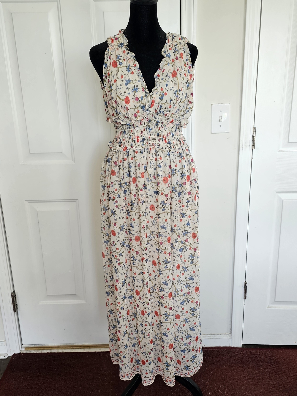 Max Studio Cream Floral Midi Dress with Red & Blue Blooms Size 2 Cottagecore{B26 - Picture 11 of 13